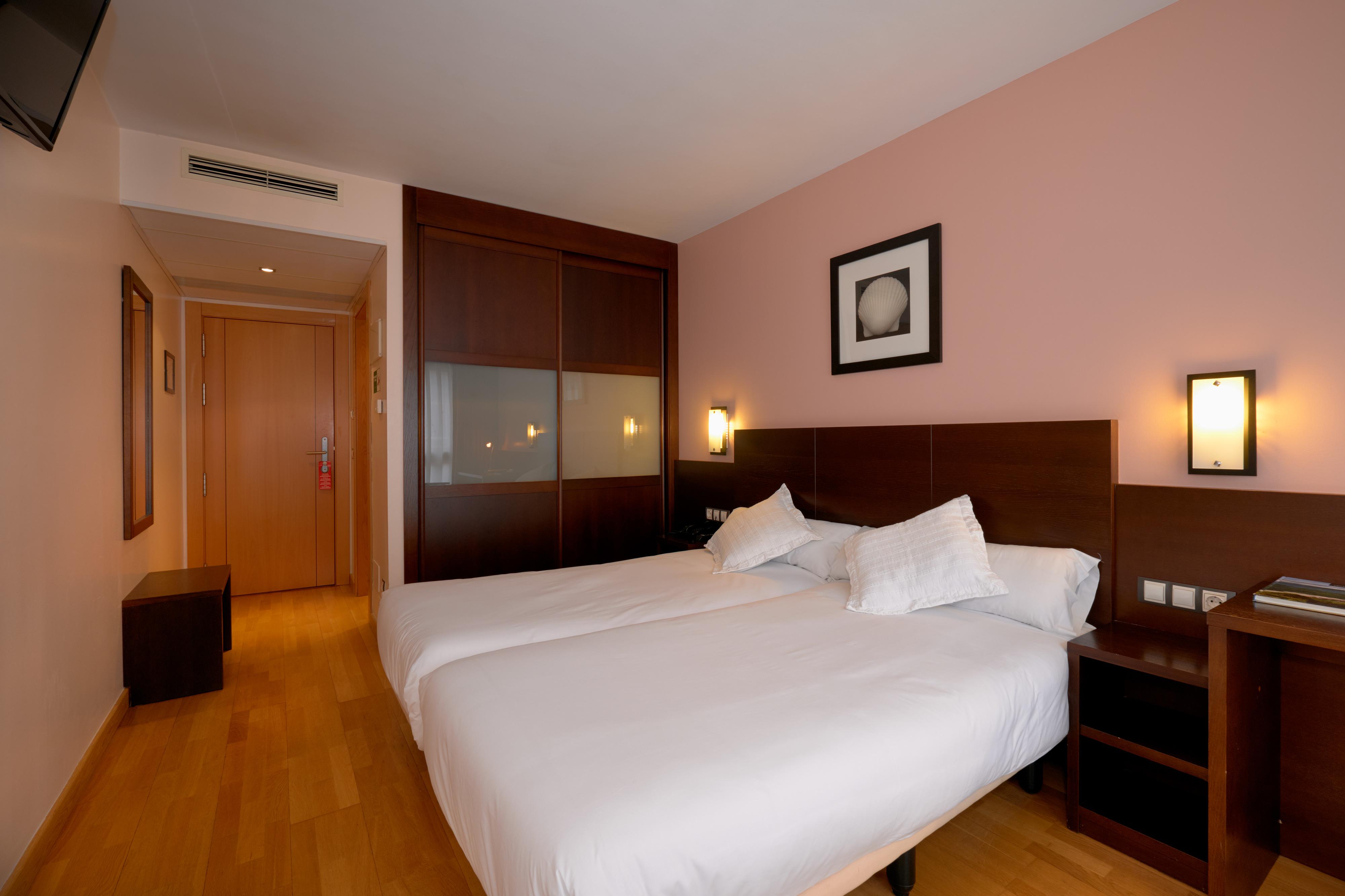 Hotel Castro Real Овьедо Экстерьер фото